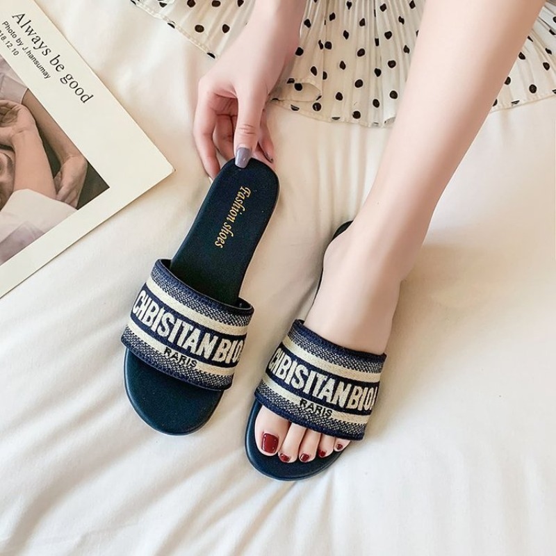 Embroidery Letter - Women's Fashion Flat Slippers Summer New