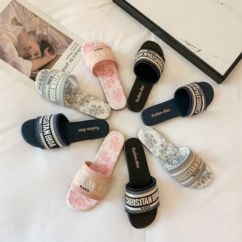 Women's Fashion Flat Slippers  - Embroidery Letter review and price